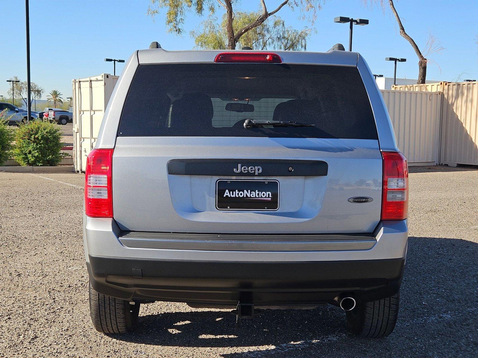 2017 Jeep Patriot Vehicle Photo in PEORIA, AZ 85382-3715