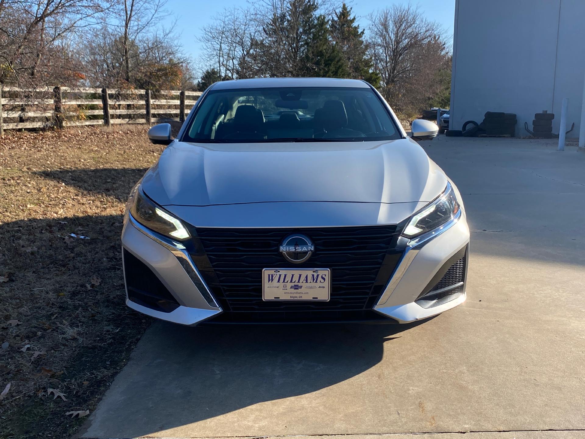 Used 2023 Nissan Altima SL with VIN 1N4BL4EV7PN389394 for sale in Stigler, OK