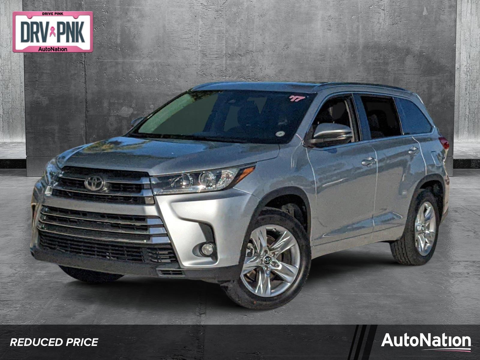 2017 Toyota Highlander Vehicle Photo in Davie, FL 33331