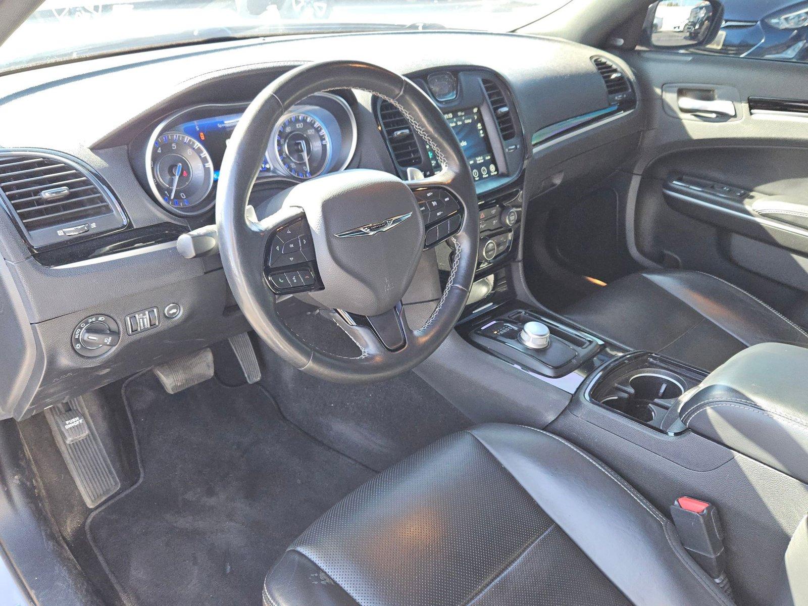 2022 Chrysler 300 Vehicle Photo in GILBERT, AZ 85297-0446