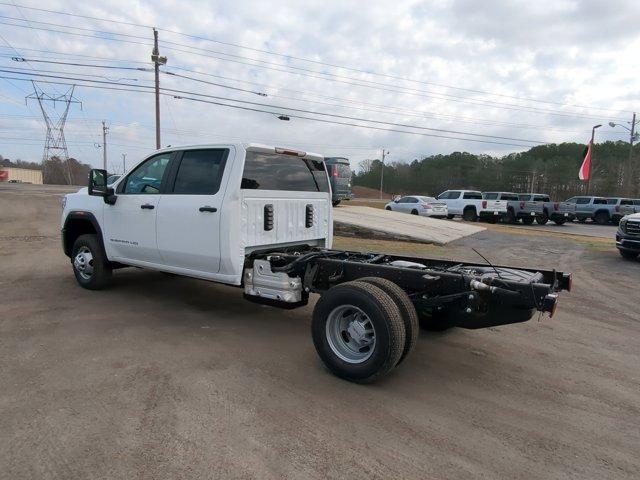 2025 GMC Sierra 3500 HD Chassis Cab Vehicle Photo in ALBERTVILLE, AL 35950-0246