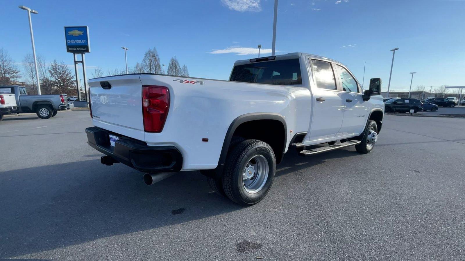 2025 Chevrolet Silverado 3500 HD Vehicle Photo in BENTONVILLE, AR 72712-4322