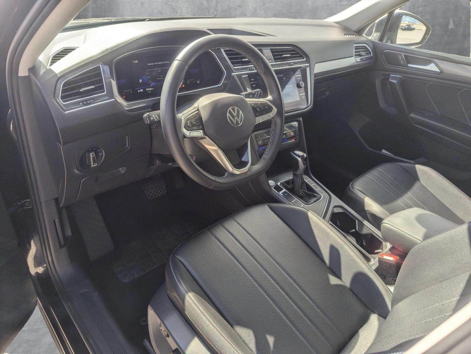 2022 Volkswagen Tiguan Vehicle Photo in Corpus Christi, TX 78415