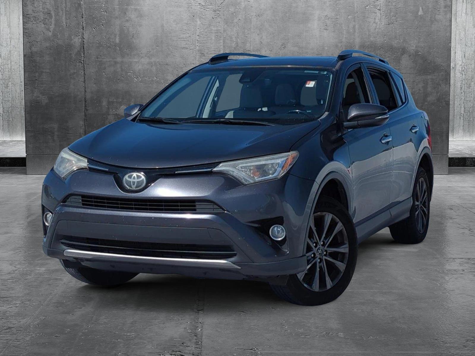 2018 Toyota RAV4 Vehicle Photo in Ft. Myers, FL 33907