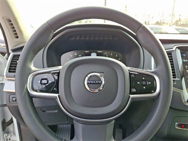 2022 Volvo XC90 Vehicle Photo in Willow Grove, PA 19090