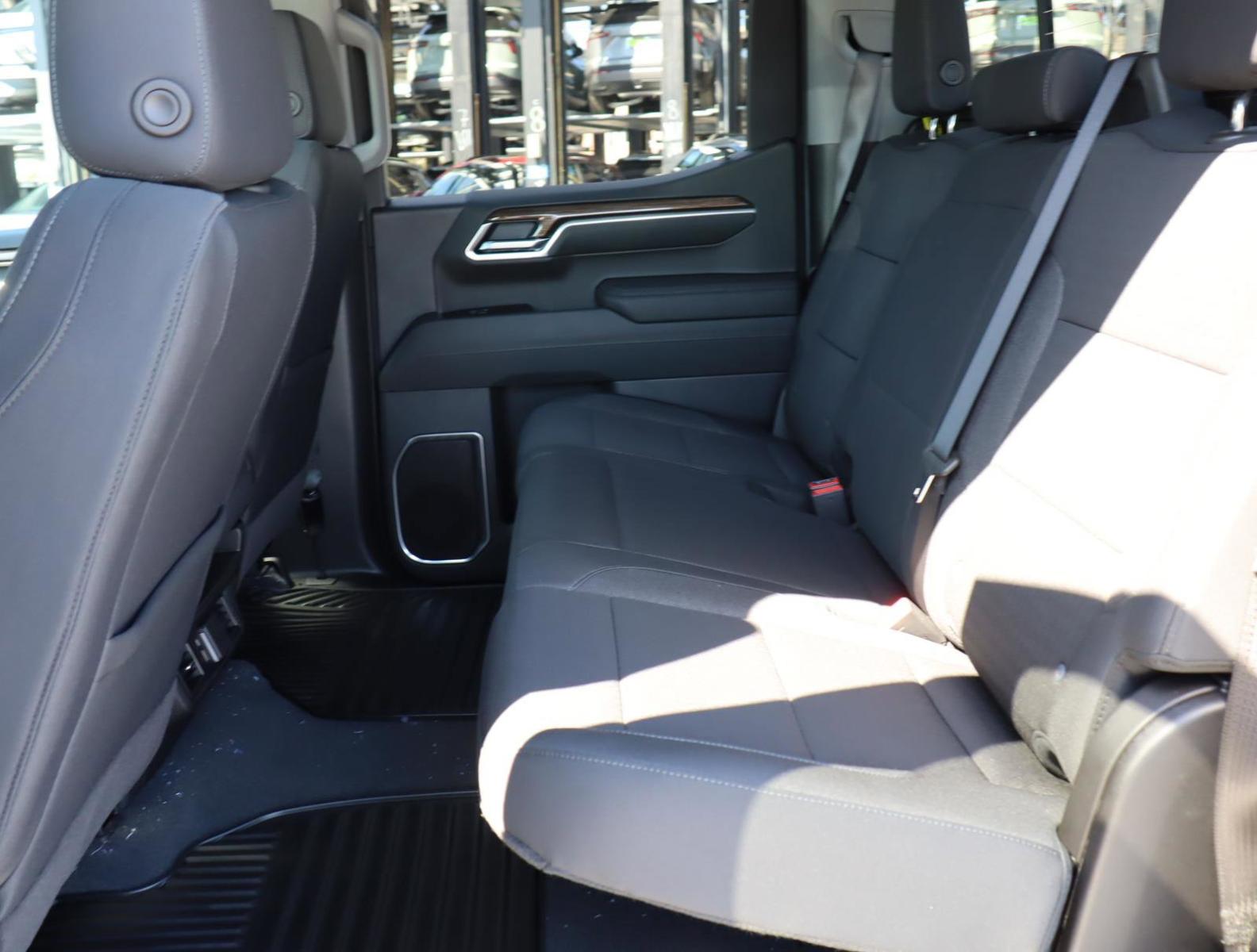 2025 Chevrolet Silverado 1500 Vehicle Photo in LOS ANGELES, CA 90007-3794