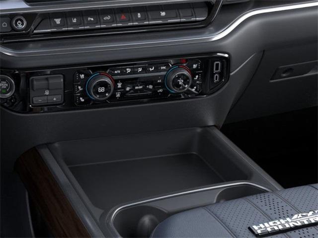 2025 Chevrolet Silverado 3500 HD Vehicle Photo in ENGLEWOOD, CO 80113-6708