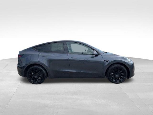 2024 Tesla Model Y Vehicle Photo in MEDINA, OH 44256-9631