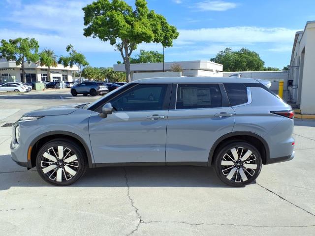 2025 Mitsubishi Outlander Vehicle Photo in Tampa, FL 33612