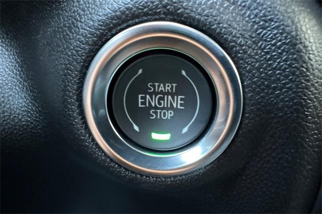 2025 GMC Sierra 1500 Vehicle Photo in ELK GROVE, CA 95757-8703