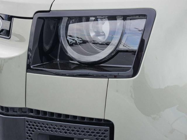 2025 Defender Vehicle Photo in AUSTIN, TX 78717