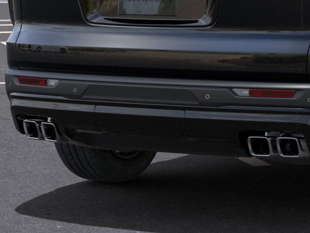 2025 Chevrolet Traverse Vehicle Photo in Roslyn, NY 11576
