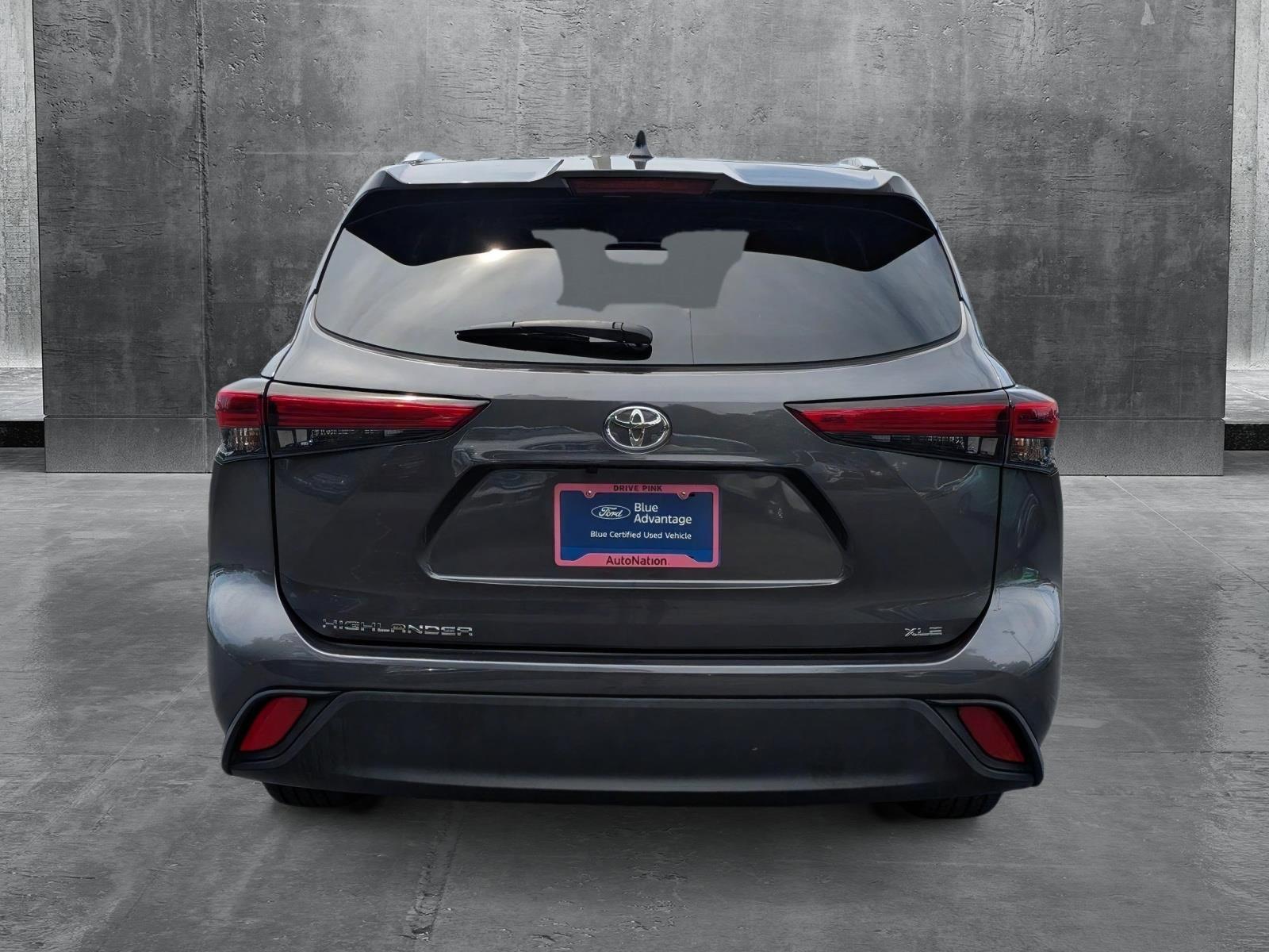 2023 Toyota Highlander Vehicle Photo in Panama City, FL 32401