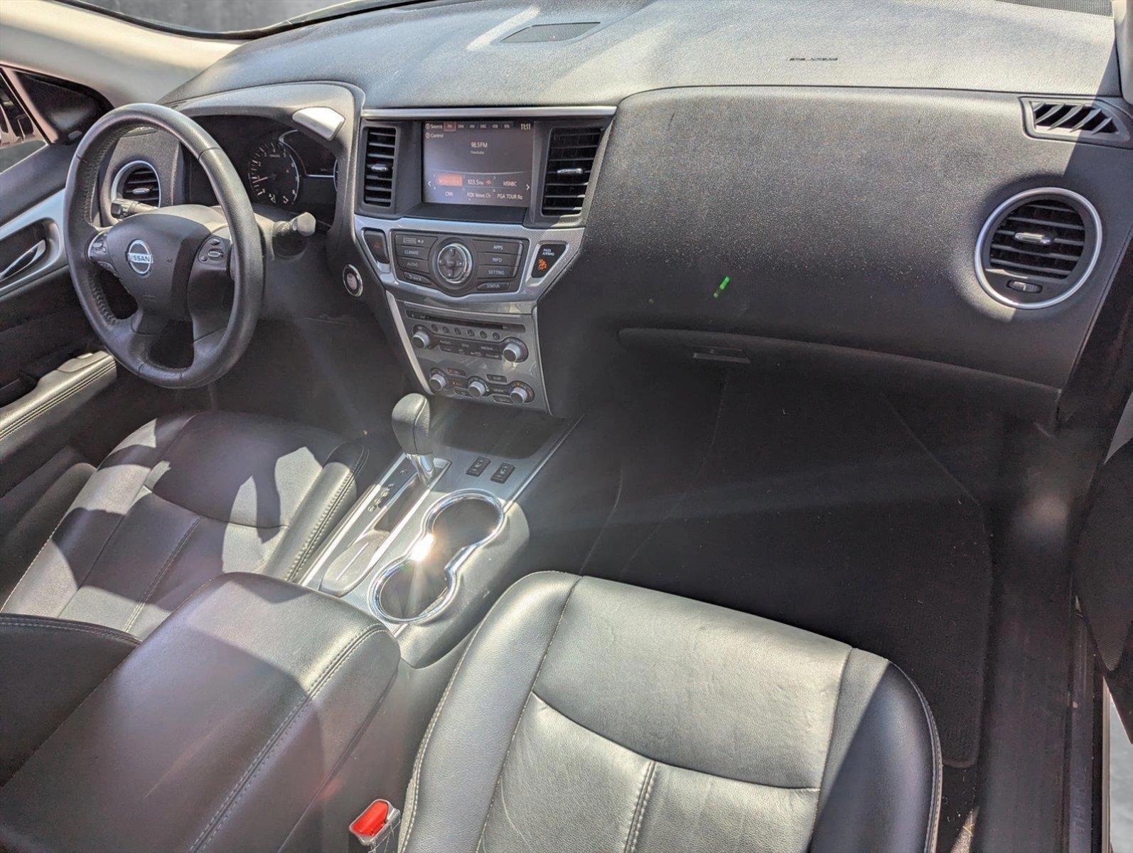 2017 Nissan Pathfinder Vehicle Photo in Ft. Myers, FL 33907