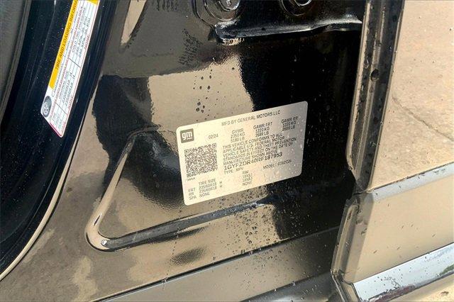 2024 Cadillac XT4 Vehicle Photo in TOPEKA, KS 66609-0000