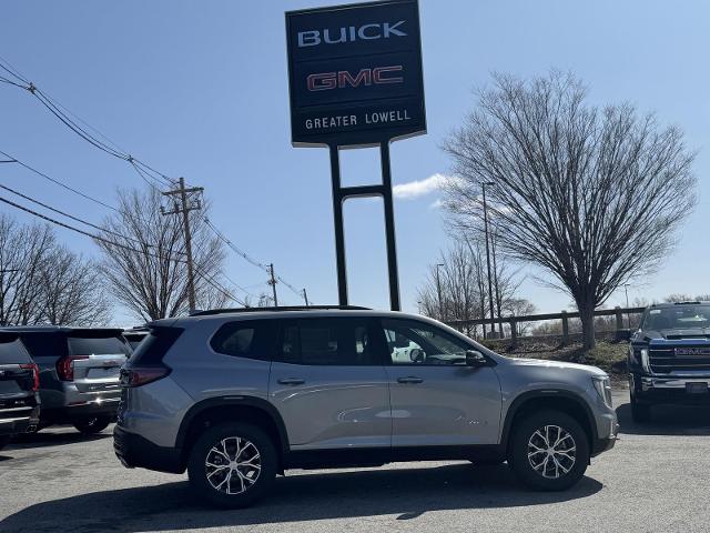 2025 GMC Acadia Vehicle Photo in LOWELL, MA 01852-4336