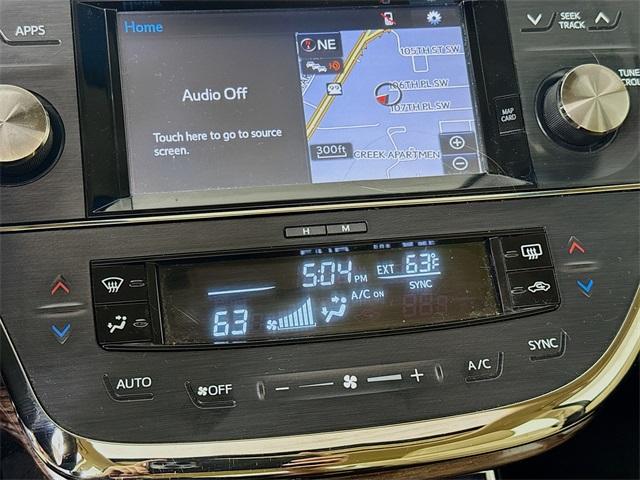 2015 Toyota Avalon Hybrid Vehicle Photo in Everett, WA 98204