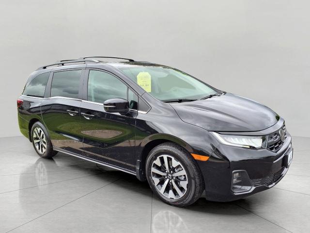 2025 Honda Odyssey Vehicle Photo in Oshkosh, WI 54904