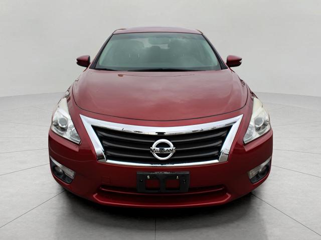 2013 Nissan Altima Vehicle Photo in Green Bay, WI 54304