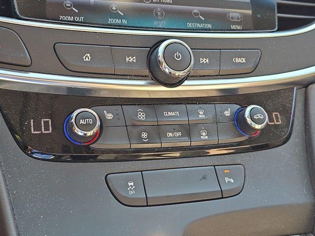 2017 Buick LaCrosse Vehicle Photo in Pleasant Hills, PA 15236