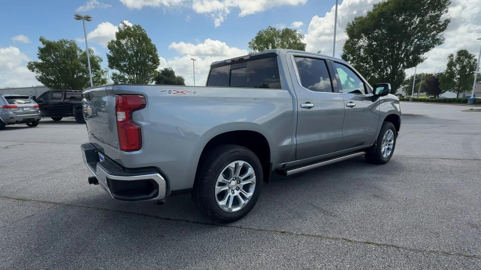2025 Chevrolet Silverado 1500 Vehicle Photo in BENTONVILLE, AR 72712-4322