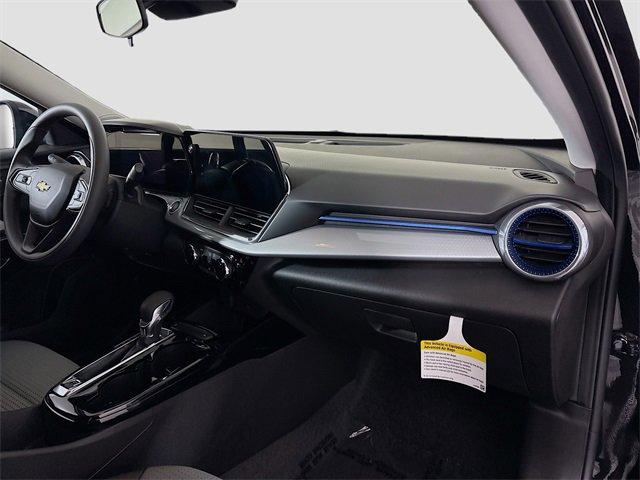 2025 Chevrolet Trax Vehicle Photo in PUYALLUP, WA 98371-4149