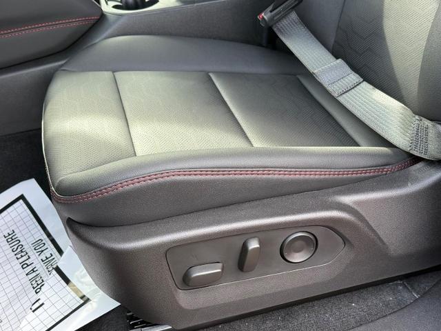 2025 Chevrolet Colorado Vehicle Photo in COLUMBIA, MO 65203-3903