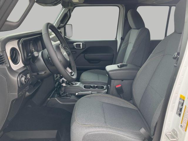 2025 Jeep Wrangler Vehicle Photo in Kaukauna, WI 54130