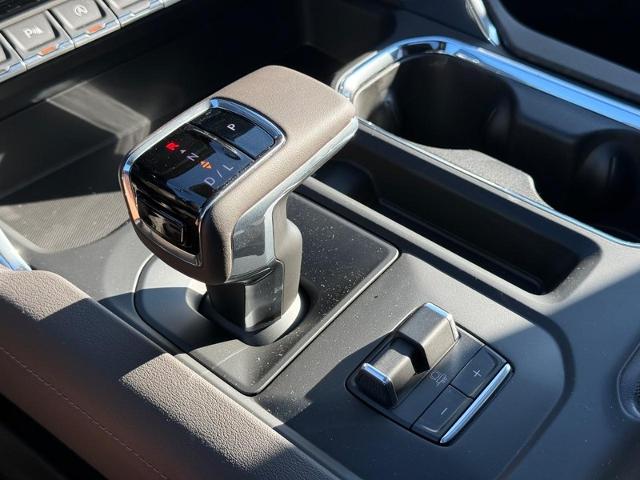 2025 GMC Sierra 1500 Vehicle Photo in COLUMBIA, MO 65203-3903