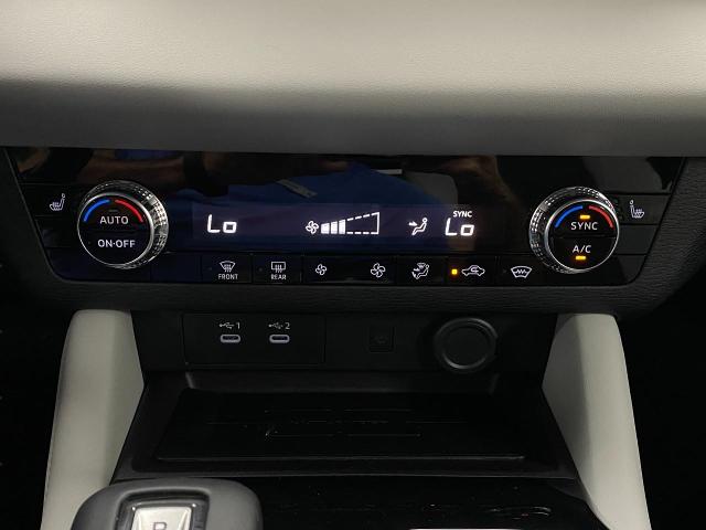2025 Mitsubishi Outlander Vehicle Photo in Appleton, WI 54913