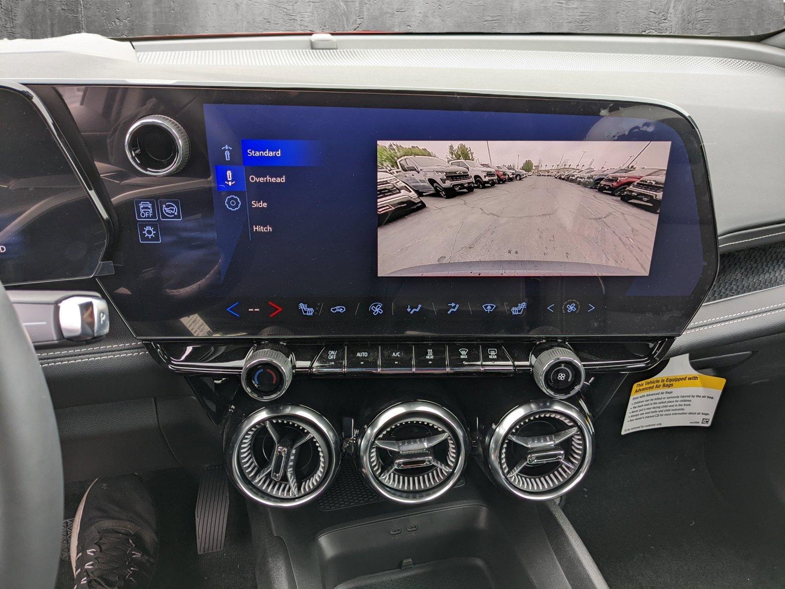 2024 Chevrolet Blazer EV Vehicle Photo in VALENCIA, CA 91355-1705