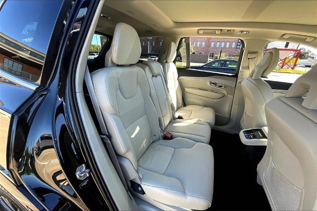 2022 Volvo XC90 Vehicle Photo in Houston, TX 77007