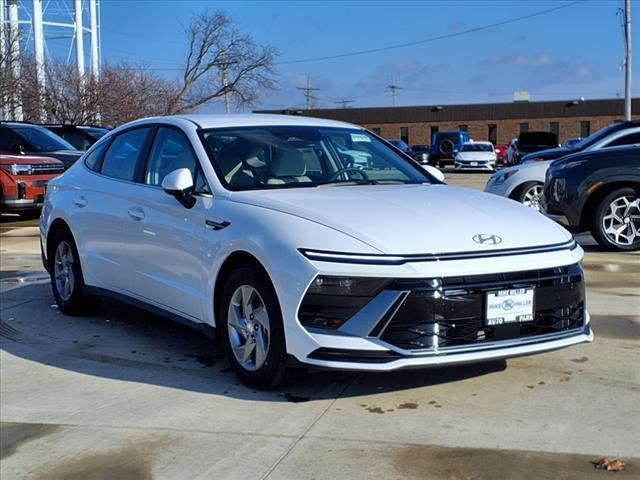 2025 Hyundai SONATA Vehicle Photo in Peoria, IL 61615