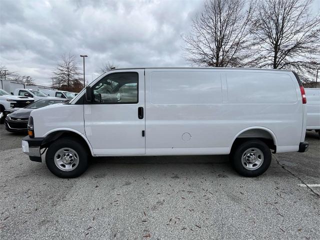 2025 Chevrolet Express Cargo 2500 Vehicle Photo in ALCOA, TN 37701-3235