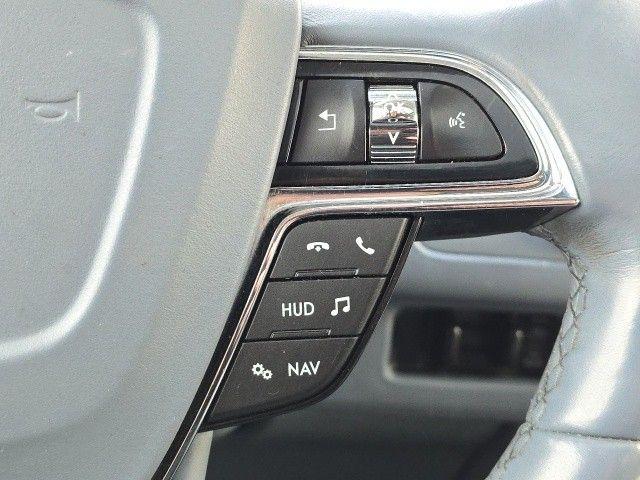 2021 Lincoln Navigator L Vehicle Photo in Pleasant Hills, PA 15236