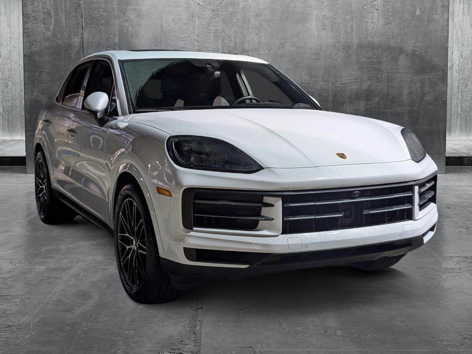 2024 Porsche Cayenne Vehicle Photo in Miami, FL 33169