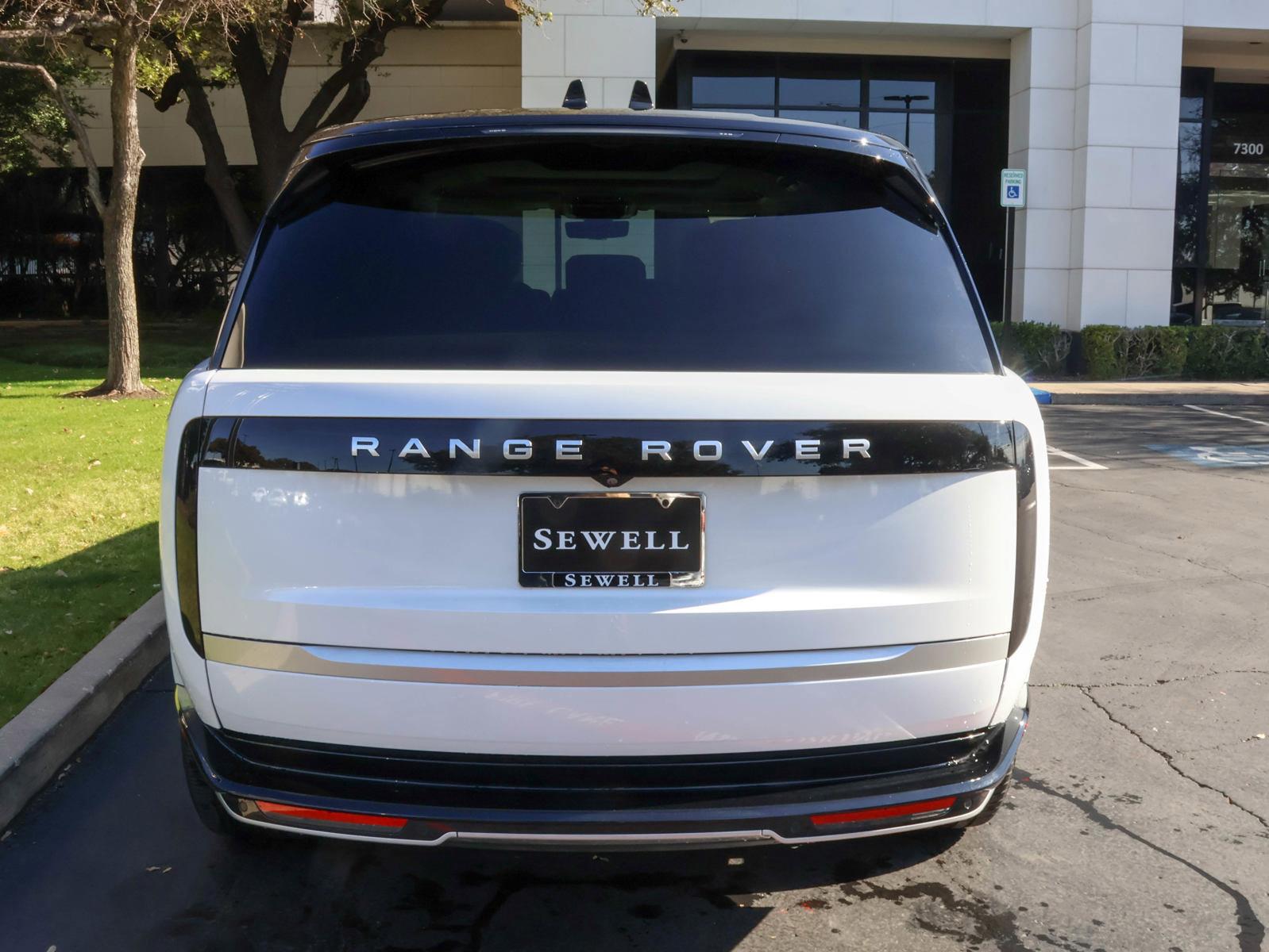 2024 Range Rover Vehicle Photo in DALLAS, TX 75209-3095