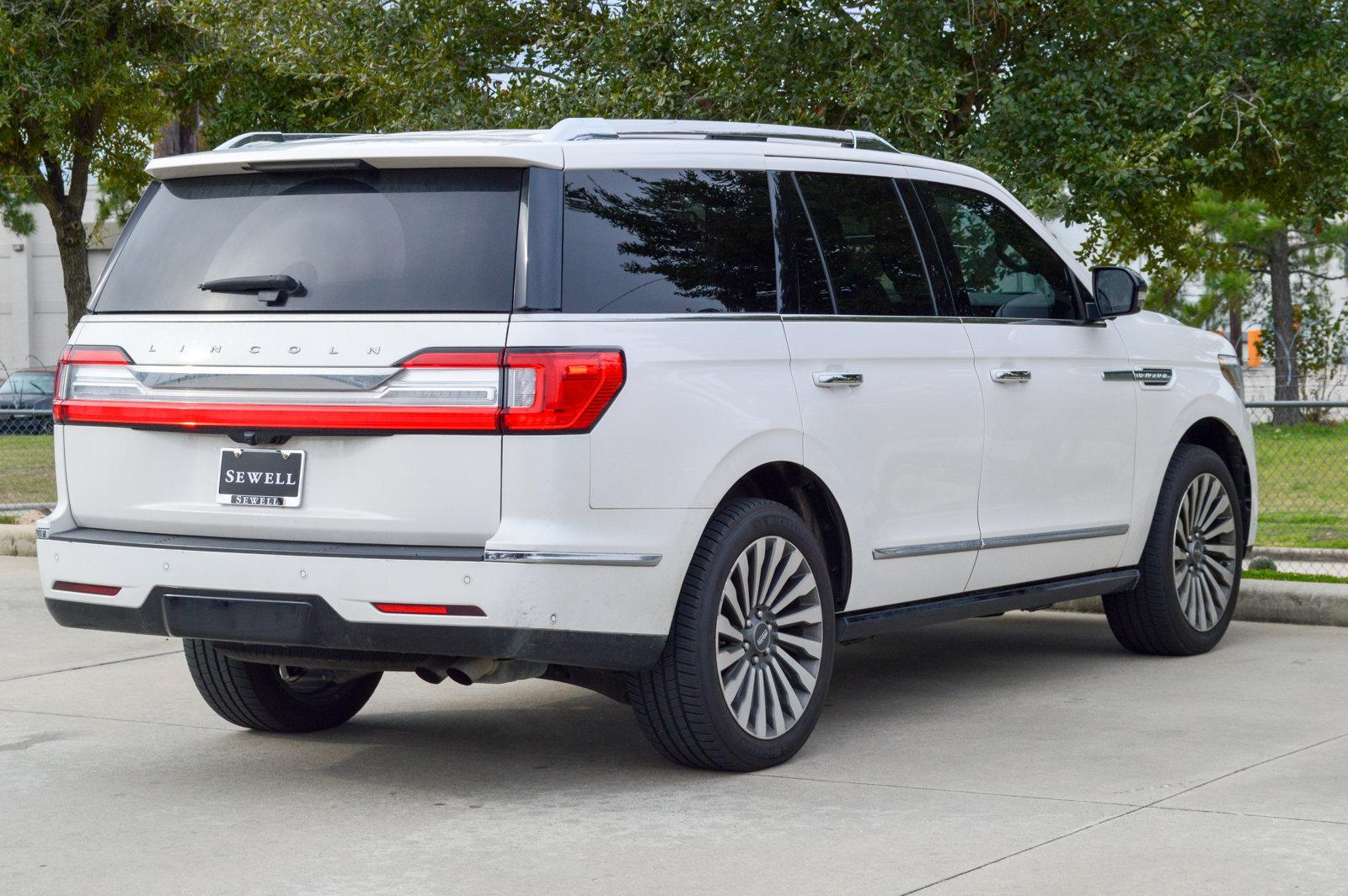 2019 Lincoln Navigator Vehicle Photo in Houston, TX 77090