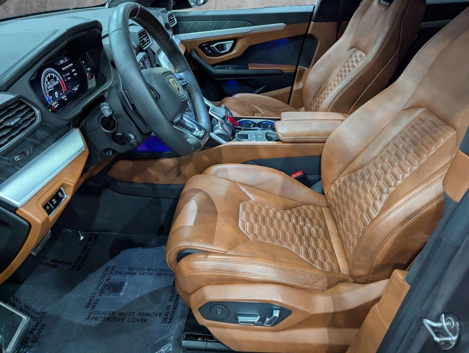 2019 Lamborghini Urus Vehicle Photo in Miami, FL 33169