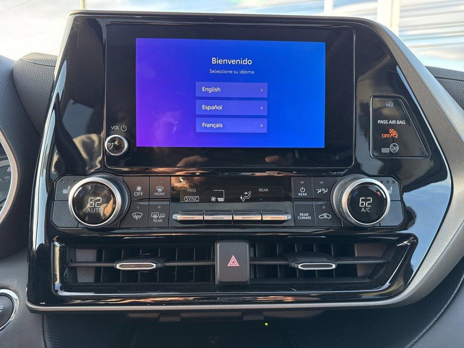 2023 Toyota Highlander Vehicle Photo in Harrisburg, PA 17111