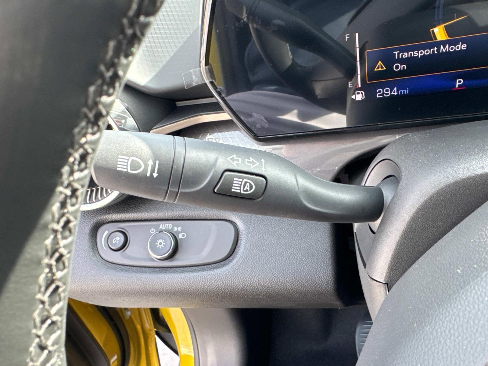 2025 Chevrolet Trax Vehicle Photo in LOS ANGELES, CA 90007-3794