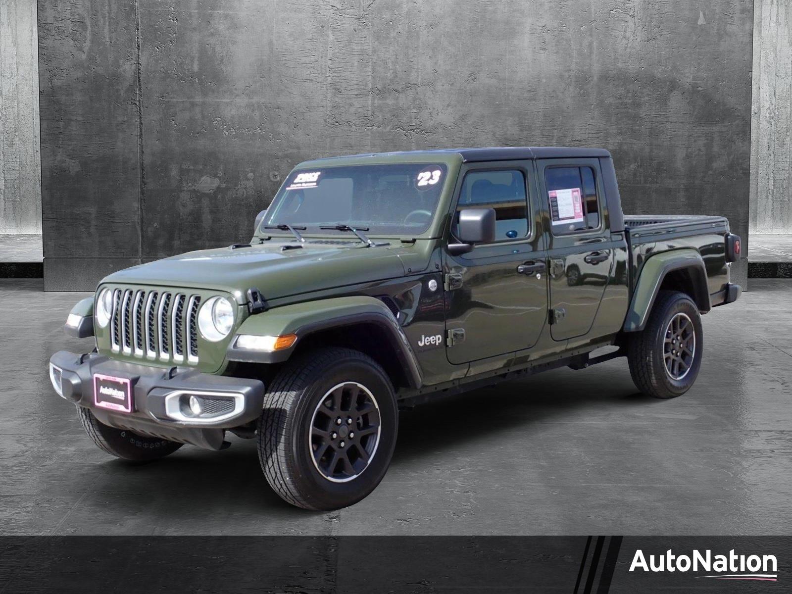 2023 Jeep Gladiator Vehicle Photo in DENVER, CO 80221-3610
