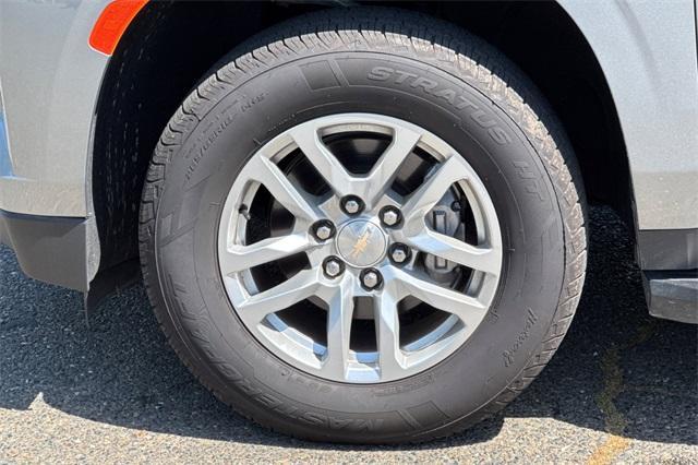 2023 Chevrolet Suburban Vehicle Photo in ELK GROVE, CA 95757-8703
