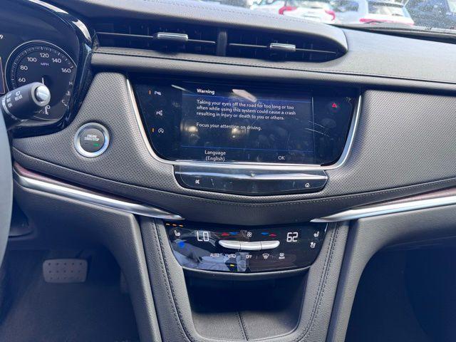 2025 Cadillac XT5 Vehicle Photo in DELRAY BEACH, FL 33483-3294