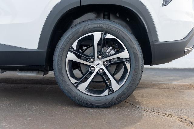 2025 Chevrolet Trax Vehicle Photo in PLYMOUTH, MA 02360-4801
