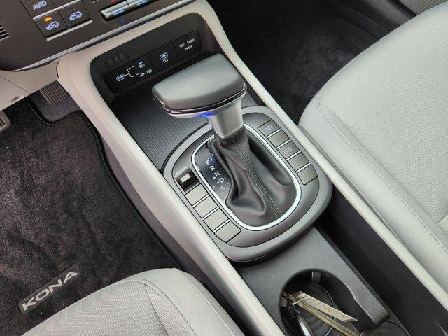 2025 Hyundai Kona Vehicle Photo in SUGAR LAND, TX 77478-0000