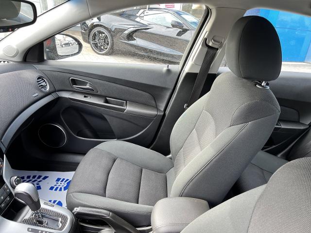 2012 Chevrolet Cruze Vehicle Photo in MASSENA, NY 13662-2255