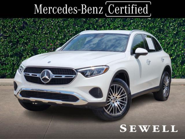 2025 Mercedes-Benz GLC Vehicle Photo in HOUSTON, TX 77079