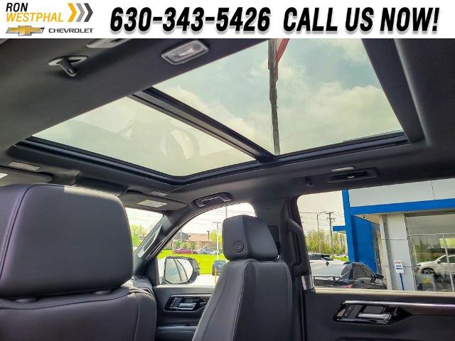 2025 Chevrolet Suburban Vehicle Photo in AURORA, IL 60503-9326