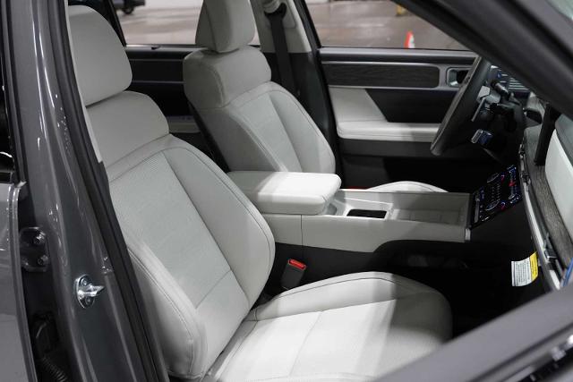 2024 Hyundai SANTA FE Hybrid Vehicle Photo in GRAPEVINE, TX 76051